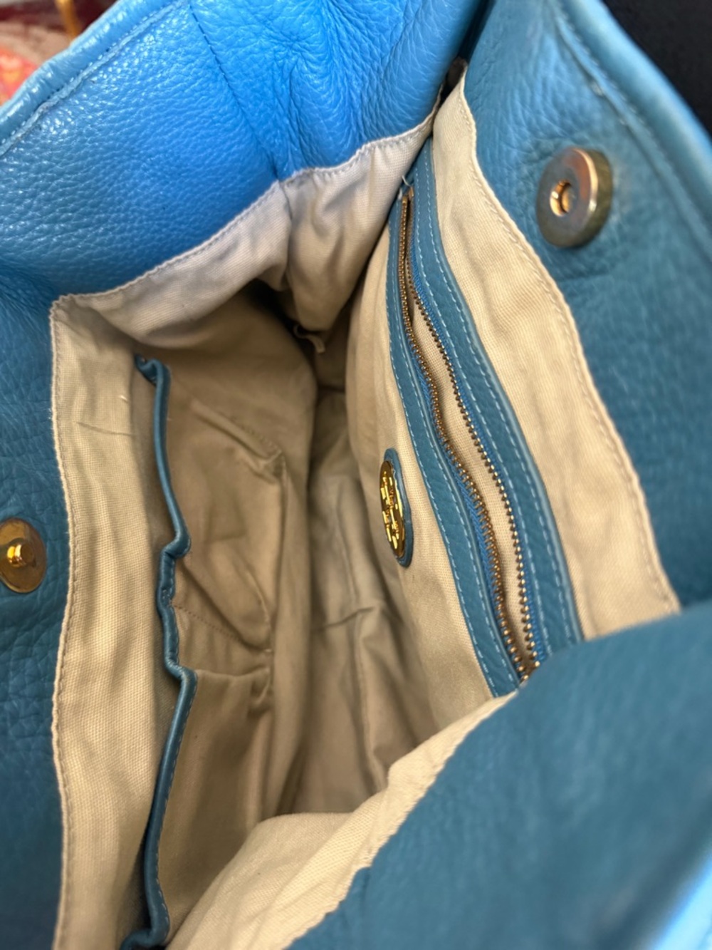 Tory Burch Blue Teal Pebbled Leather Shoulder Bag with Gold Logo - Picture 8 of 14